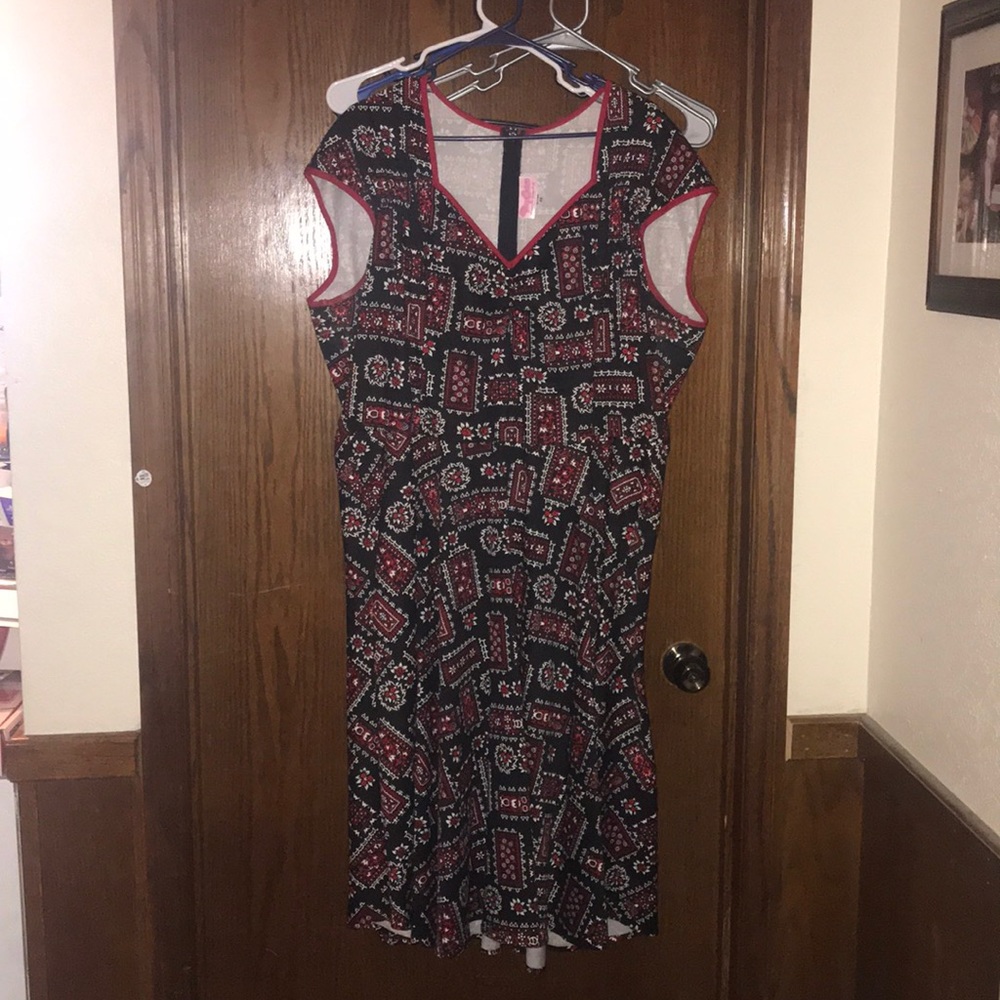 Pinup Couture Heidi Dress in Black Bandana Print